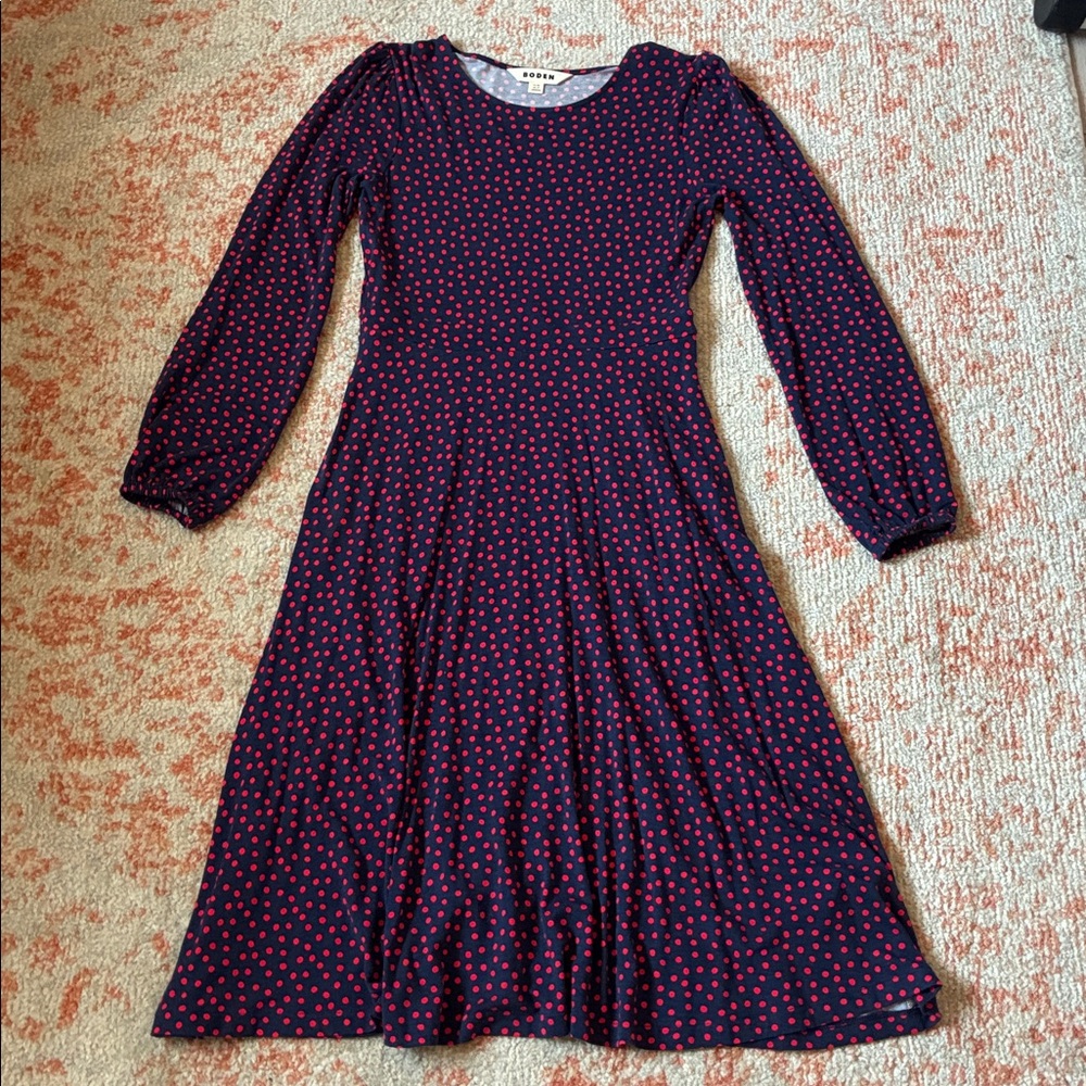 Boden Navy knit Dress with red Polka Dots 4P